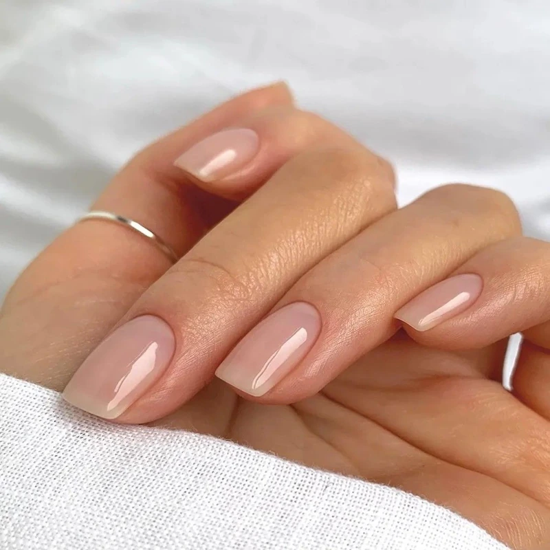 Elegant Simple Nails Featuring a Subtle, Everyday Manicure Style