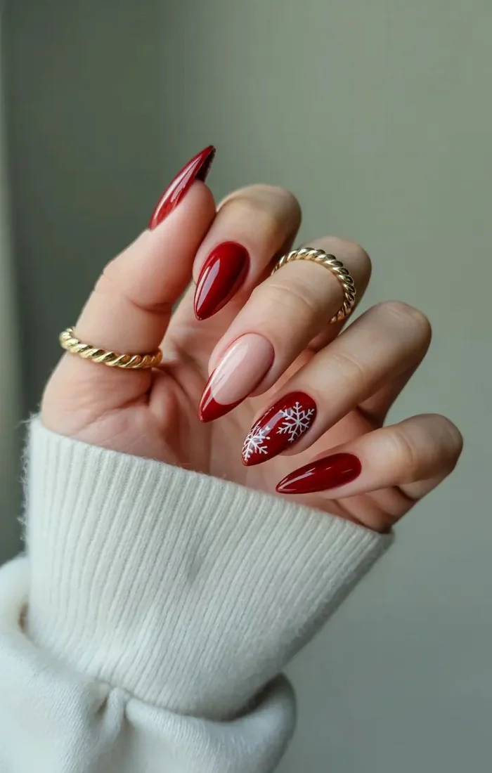 Festive Holiday Nail Inspiration with Sparkling Details and Cheerful Seasonal Colors Festive Holiday Nail Inspiration with Sparkling Details and Cheerful Seasonal Colors