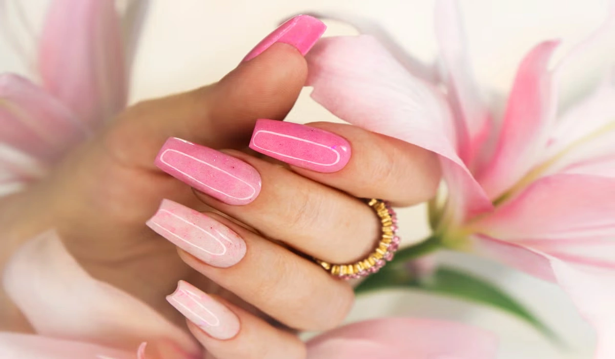 Glossy Acrylic Nails with a Sculpted Finish for a Polished Salon Look